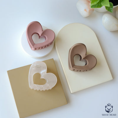 UNBREAKABLE HAIR CLAW CLIPS - CUTE HEART CLUTCHERS