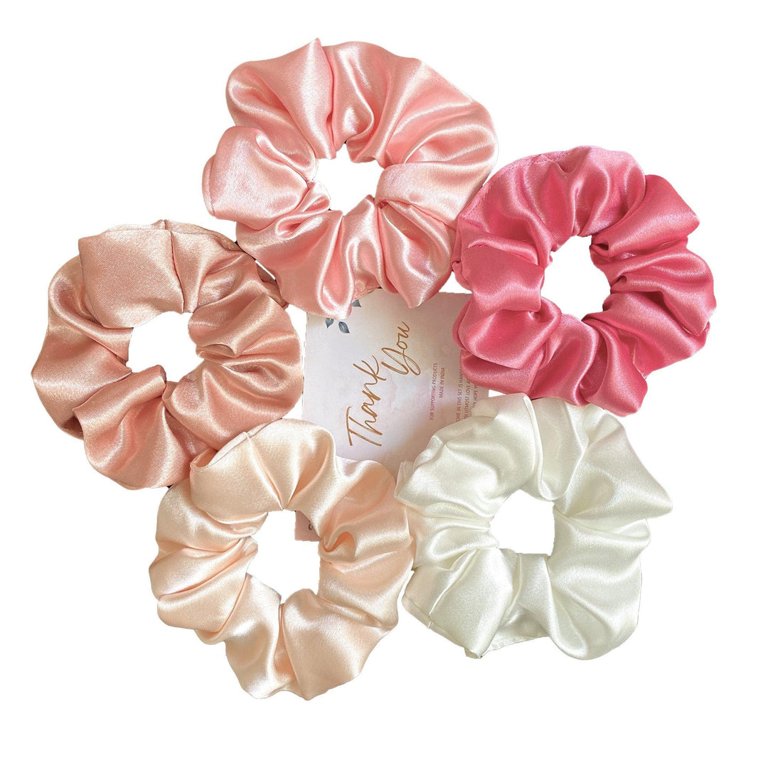 ★送料・関税込★SAENGIN STUDIOS★ROSE SCRUNCHIE★ Card2_1080x.jpg?v=1701963700